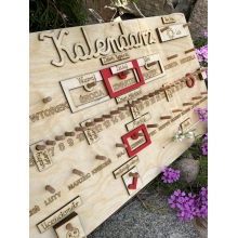 Drewniane Kalendarze