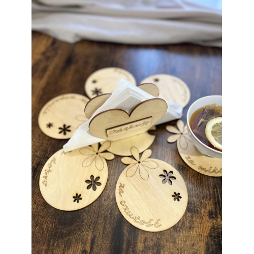 Serwetnik + 6 podkładek pod kubek 