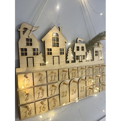 Kalendarz adwentowy z zadaniem na każdy dzień +Choinka z bombkami