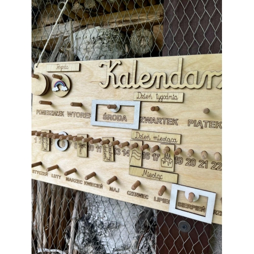 Drewniany Kalendarz ( wzór 3C )